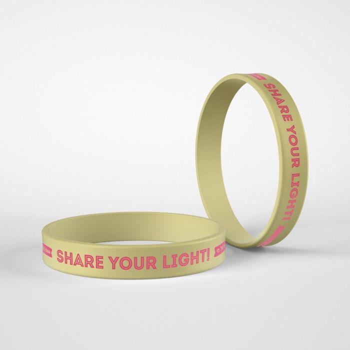 Am Yisrael Chai bracelet share your light linen with pink writing