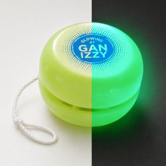 Glow in the Dark Glowing at Gan Izzy Yoyo