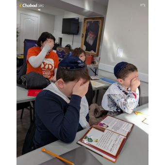 Hebrew School Children's Siddur! Hardcover Version LAMINATED - IN STOCK 7pcs available in FL Only